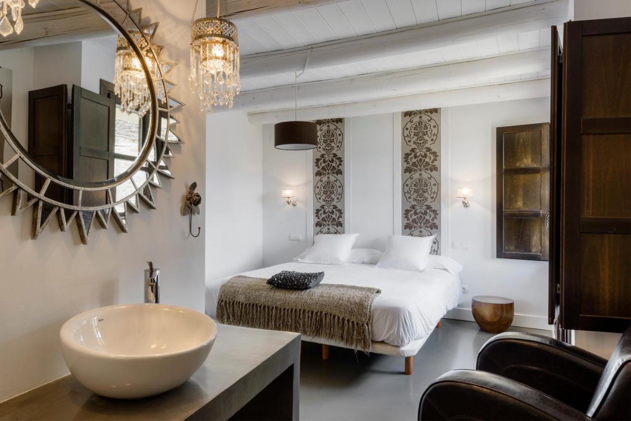 Casas Pirineos Lägenhet Sabiñánigo Exteriör bild